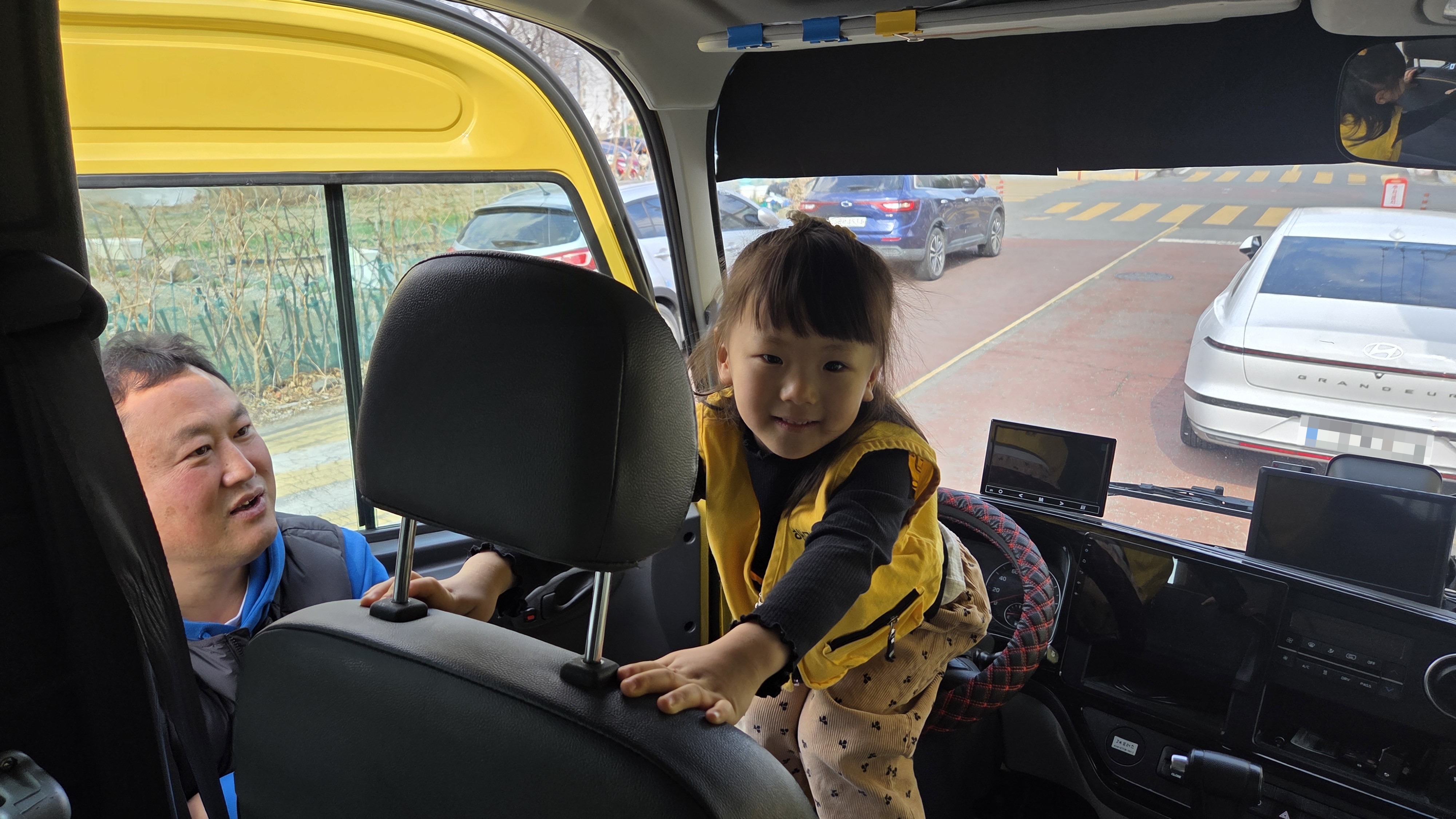 통학버스 및 주변도로 안전 체험교육